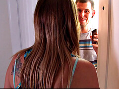 Amateur, Mamada, Morena, Polla, Estilo perrito, Corridas faciales, Tetas naturales, Adolescente