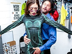 18 jaar, Kont, Pijpbeurt, Bruinharig, Hondjeshouding, Mager, Tiener, Tieten likken