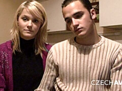 Amateur, Blonde, Fait maison, Mère que j'aimerais baiser, Culottes ou slips, Rasée, Dénudage, Nénés