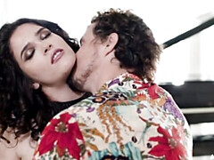 Lascivious Victoria Voxxx at blowjob video