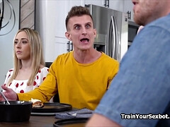 18 jaar, Grote lul, Blond, Pijpbeurt, Lul, Vriendin, Hardcore, Tieten likken