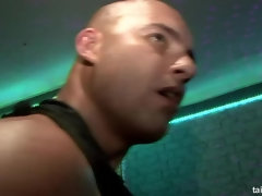 Enthousiasteling, Sperma in mond, Sperma shot, Dansen, Hondjeshouding, Kousen, Tieten likken, Nat