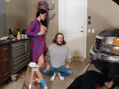 Lécher le cul, Gros seins, Brunette brune, Faciale, Hd, Léchez, Chatte, Chevaucher