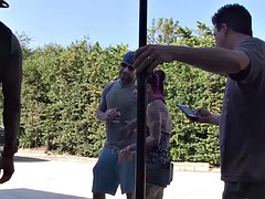 Grote mammen, Compilatie, Fetisj, Moeder die ik wil neuken, Doordringend, Tatoeage, Tieten likken