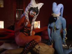 アジア人, デカチン, 茶髪の, 手コキする, オナニー, スパンキング, タトゥー, 三人