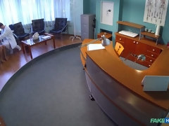 Hot blonde raises doc's temperature