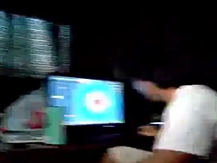 Enthousiasteling, Gevangen, Zuigen