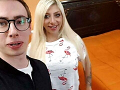 Schlafzimmer, Grosser arsch, Grosser schwanz, Grosse titten, Blondine, Blasen, Hundestellung, Dürr