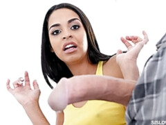 Cul, Sucer une bite, Brunette brune, En levrette, Branlette thaïlandaise, Piscine, Pov, Adolescente