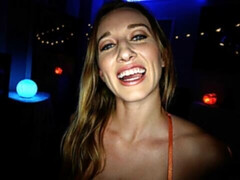 Grosse bite, Sucer une bite, En levrette, Masturbation, Culottes ou slips, Pov, Maigrichonne, Adolescente