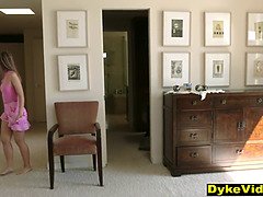 Lesbiana, Lamidas, Maduro, Mamá, Coño, Afeitado, Madrastra, Adolescente