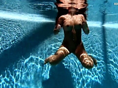 Amateur, Gros cul, Gros seins, Fétiche, Hd, Hongroise, Piscine, Adolescente