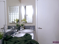 Moms Sex - I Could Be Your Cougar - Handjob