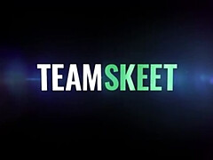 18 ans, Queue, Hd, Nue, Pénis, Pov, Suçant, Adolescente