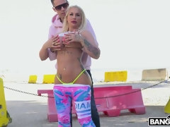 デカ尻, ブロンド, フェラチオ, 口内発射, イく瞬間, バック, ハードコア, 剃毛