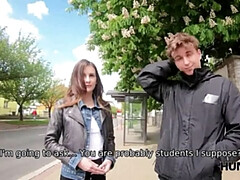 素人, フェラチオ, 茶髪の, 浮気する, チェコ, ハメ撮り, 公共, 現実