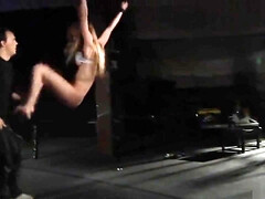 In den arsch, Blasen, Viele männer bespritzen eine frau, Spermaladung, Fetisch, Hardcore, Hd, Natürlich