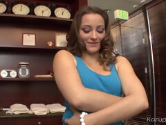 Lécher le cul, Gros cul, Gros seins, Brunette brune, Embrassement, Lesbienne, Mère que j'aimerais baiser, Nénés