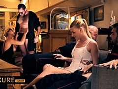 Anal, Cul, Blonde, Sucer une bite, En levrette, Groupe, Hd, Orgie