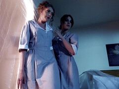 Lécher le cul, Salle de bains, Brunette brune, Lesbienne, Domestique, De plein air, Chatte, Rousse roux