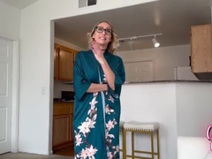 Gros seins, Bisexuelle, Blonde, Lesbienne, Chevaucher, Soeurs, Fils, Plan cul à trois