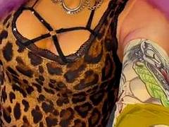 Compilation, Travestis, Tir de sperme, Embrassement, Latex, Masturbation, Douche, Fumer