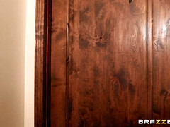 Nana, Gros seins, Sucer une bite, Plantureuse, Hd, Maman, Actrice du porno, Nénés