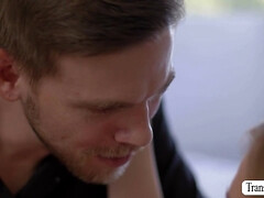 Anaal, Grote mammen, Diep in de keel, Ladyboy, Anaal likken, Shemale