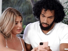 素人, ブロンド, フェラチオ, イマラチオ, 開帳, 手コキする, ヒール, 異人種間