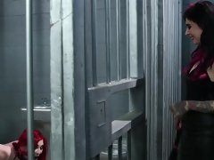 Жопа, Эмо, Натуральные, Соски, Пирсинг, Сквиртинг, Тату, Игрушки