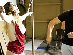 Большая жопа, Блондинки, Дилдо, Доминирование, Платье, Бритые, Порка, Игрушки