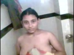 Enthousiasteling, Grote mammen, Pijpbeurt, Bruinharig, Indisch, Gezichtspunt, Tieten likken