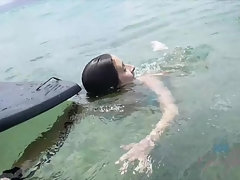 Tetas grandes, Bikini, Mamada, Morena, Semen en la boca, Pov, Coño, Fumando