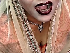 The innocent wife fasted for her bad husband, the husband drank water