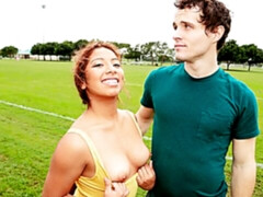 Amateur, Grosse bite, Sucer une bite, En levrette, Seins naturels, Maigrichonne, Adolescente, Nénés