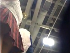 Asiático, Bajo la falda, Voyeur