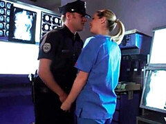 Culo grande, Tetas grandes, Rubia, Pajear, Lamidas, Masturbación, Enfermera, Flaco