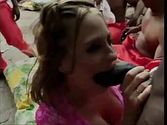 In den arsch, Grosser schwanz, Grosse titten, Schwarz, Blasen, Doppelpenetration, Schwarz, Gruppensex