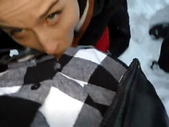 Sucer une bite, Tir de sperme, Gorge profonde, Fait maison, Public, Professeur, Adolescente, Plan cul à trois