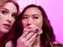 Asiático, Culo grande, Verga grande, Mamada, Sexo duro, Transexual, Adolescente, Trio