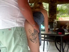 Amateur, Rubia, Hermano, Engañando, Penetracion con dedos, Casero, Al aire libre, Público