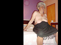 Compilación, Desnudo