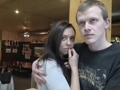 Brunette brune, Cocu, Tchèque, Argent, Chatte, Maigrichonne, Adolescente, Épouse