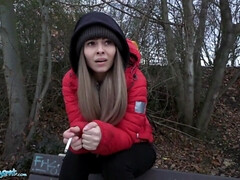 Enthousiasteling, Pijpbeurt, Vrouw, Hd, Openbaar, Realiteit, Tatoeage, Tiener