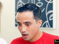 Blonde, Sucer une bite, Tir de sperme, Hd, Pov, Espagnole, Plan cul à trois, Nénés