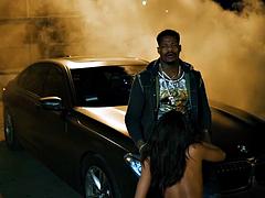 Grosser schwanz, Grosse titten, Schwarz, Blasen, Schwarz, Interrassisch, Reiten, Flotter dreier