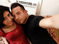 18 jaar, Grote kont, Pijpbeurt, Bruinharig, Harig, Natuurlijke tieten, Gezichtspunt, Tieten likken