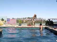 Amateur, Culo, Mamada, Tetas naturales, Al aire libre, Piscina, Coño, Tetas