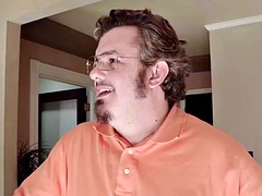 Outdoor squirting action with asian babe