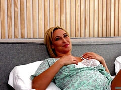 Tetona, Corridas, Garganta profunda, Fetiche, Sexo duro, Orgasmo, Pov, Madrastra